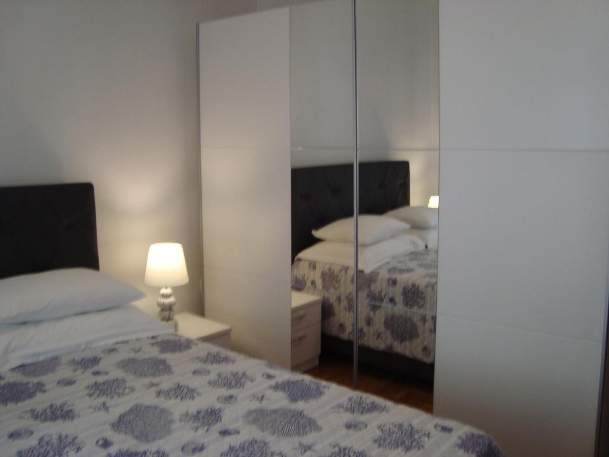 Apartments Eja Zára Kültér fotó