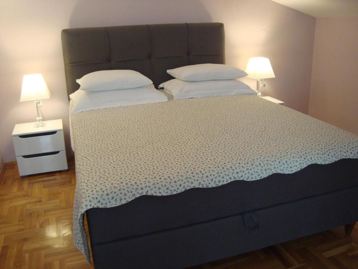 Apartments Eja Zára Kültér fotó