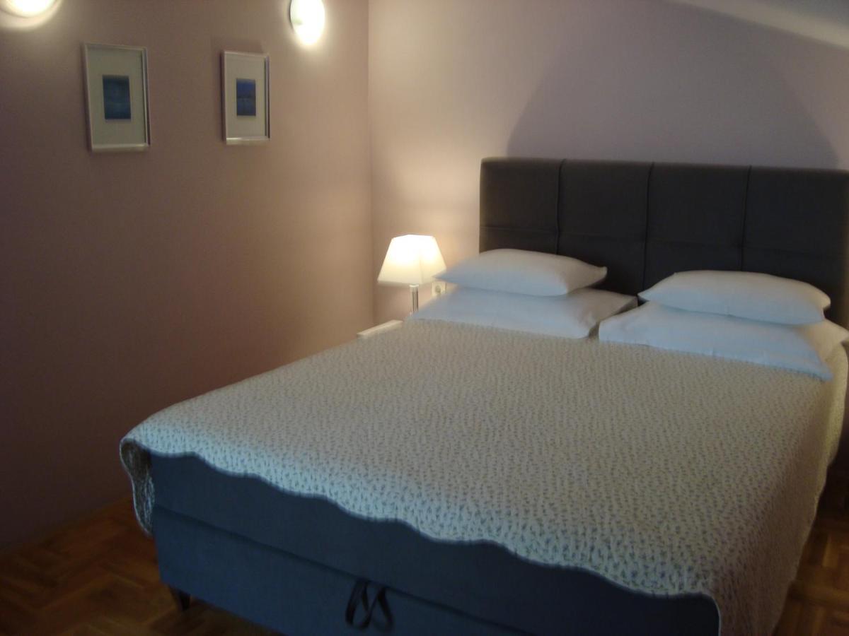 Apartments Eja Zára Kültér fotó
