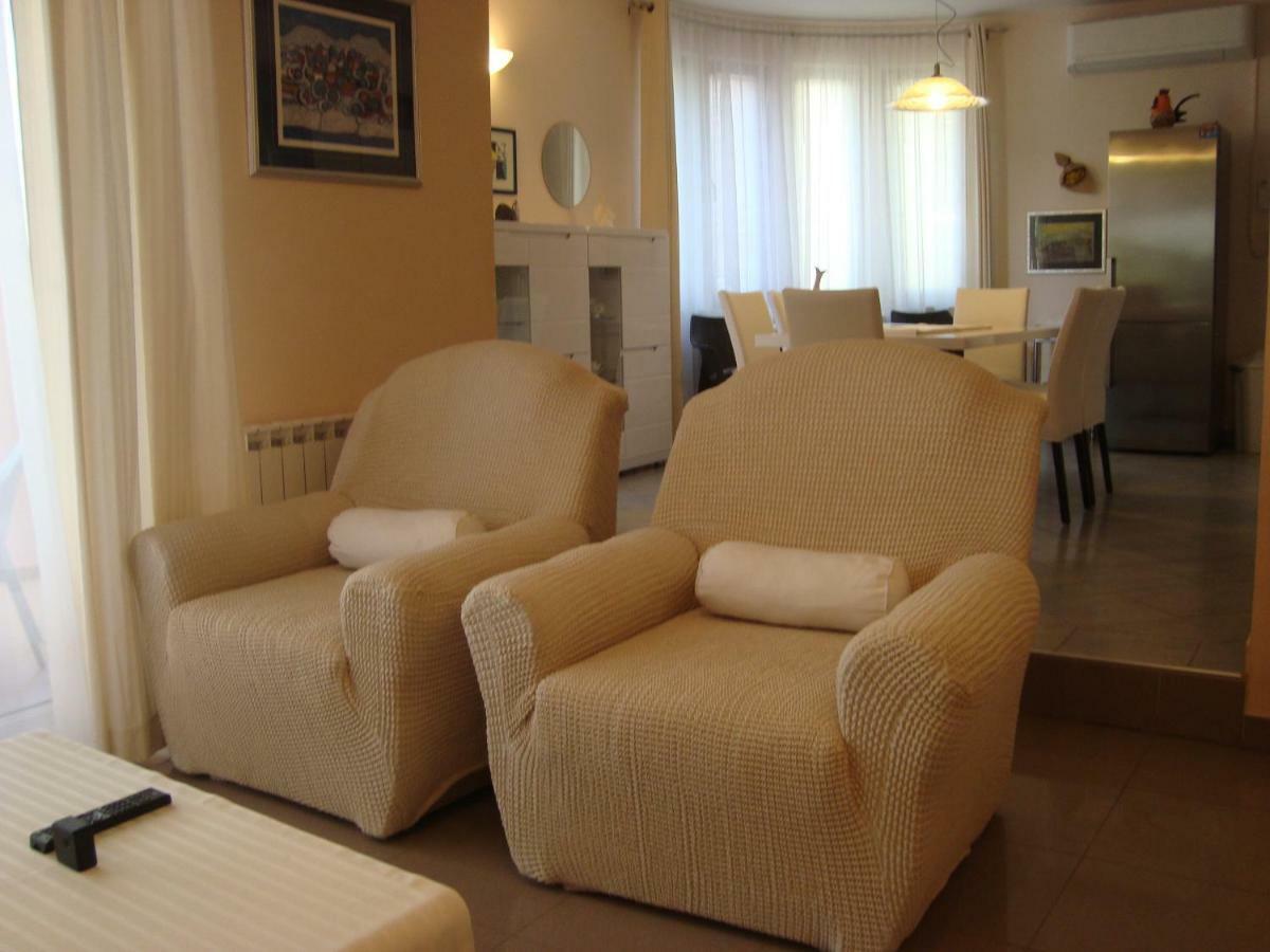 Apartments Eja Zára Kültér fotó